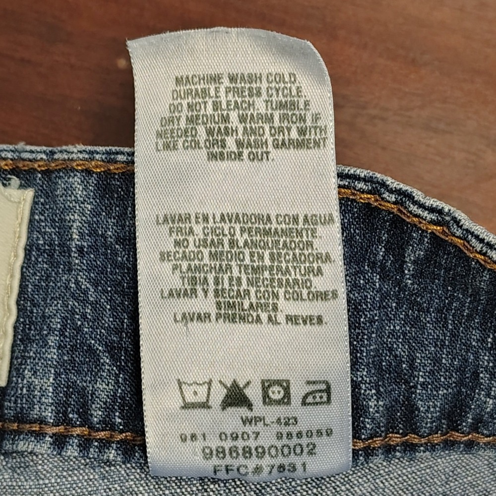 Levi Strauss Signature Women Blue Crop Capri Jeans Mid Rise Straight Leg Size 12 - Picture 10 of 14